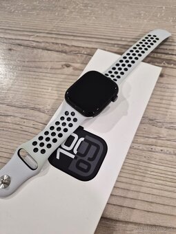 Predám iphone 15 265gb × apple watch 10 46mm - 4