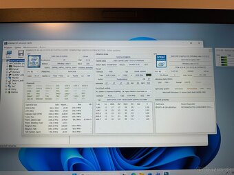 Fujitsu E559 / i5-8265U / 8GB RAM / 512GB SSD / Win 11 - 4