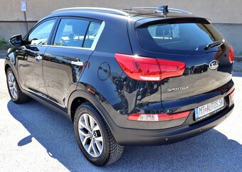 Kia Sportage 2.0 CRDi 4WD Gold - 4