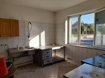 Priestor na prenájom bývalá pizzeria, Trnava-ul.Tehelná - 4