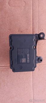 predam nahradne diely na volvo V70 - 4