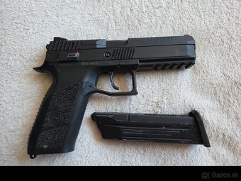 Pistol CZ P-09 - 4