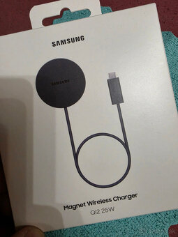 SAMSUNG 25W bezdrôtová nabíjačka NOVÁ - 4