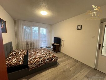 Prerobený 2izbový byt s dvomi balkónmi - 4