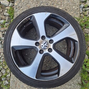 Elektrony vw golf gti r18 - 4