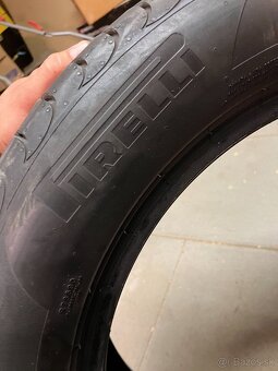 Pirelli 215/55 R17 letné - 4