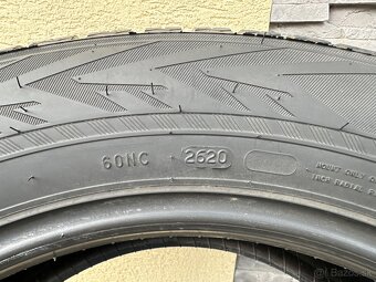 225/60 R18 104H XL zimné NOKIAN - 4
