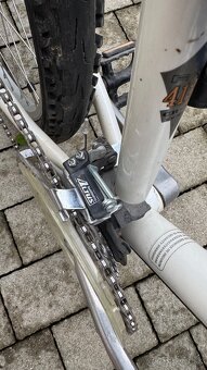 Predám juniorský / dámsky horský bike Scott - 4