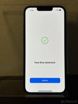Predám Apple iPhone 13 128GB Black bežne známky používani - 4