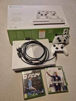 Xbox one S 1Tb - 4