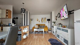 MODERNÝ 3-IZBOVÝ BYT S BALKÓNOM A KRÁSNYM VÝHĽADOM - 4