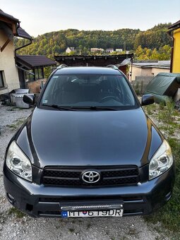 TOYOTA RAV4 2.2 D4-D 4x4 - 4