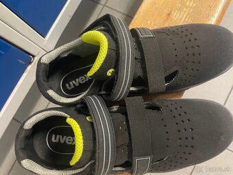 Pracovna obuv uvex - 4