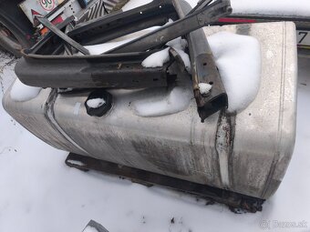 Predám palivové nádrže hliníkové - 4