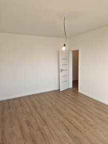 Predaj 4 izb.byt + loggia, Bratislava - Dúbravka, Landauova - 4