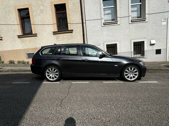 BMW e91 330d xDrive - 4
