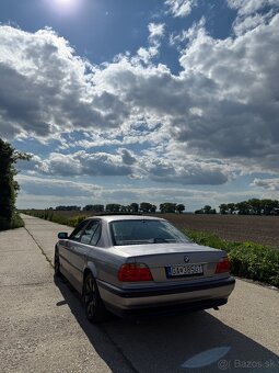 BMW E38 735i - 4