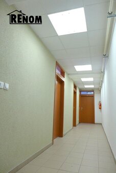 Obchodné priestory Kancelárie Prenájom - 4