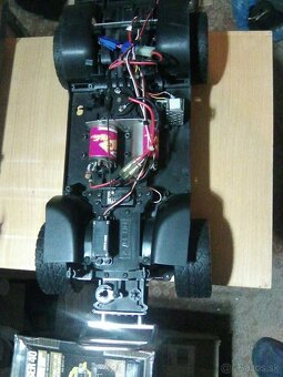 Rc auto Kyosho TOYOTA 4 RUNNER 1/9 rarita. zlava. - 4