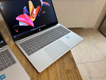 /15.6"/HP Notebook/4GB RAM DDR5/128GB NVMe SSD/Intel HD 2GB - 4
