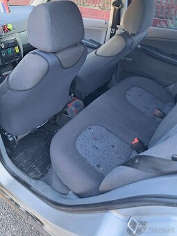 Predám Škodu fabia 1.4mpi 50Kw (benzín) - 4