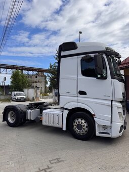 Mercedes Actrost 1846 2118 485tis/km - 4