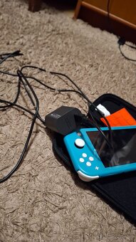 Predám Nintendo Switch Lite – veľmi dobrý stav - 4