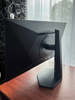 Predám herný monitor 27" AOC Q27G4XF Gaming - 4