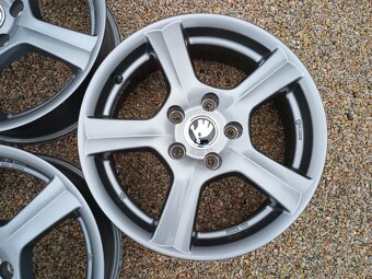 Alu disky Škoda Superb 3, 5x112 R16 - 4