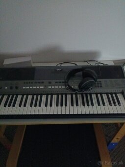 Predam klávesy Yamaha PSR E443. Top stav. - 4
