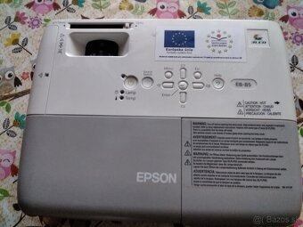Predám projektor Epson - 4
