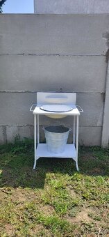 Starožitný kovový umývací stolík - 4