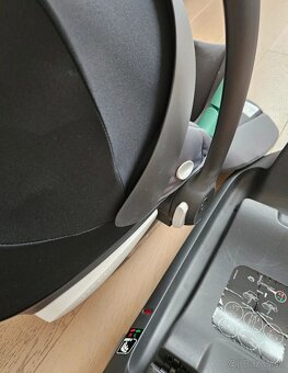 Cybex Aton B2 I-size - 4