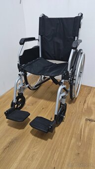 INVALIDNÝ VOZÍK - 4