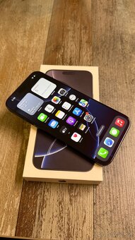 Vymenim predam iPhone 16 Pro Max kupeny v iStores - 4