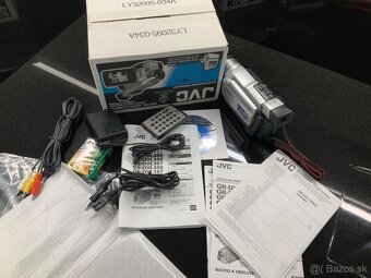 JVC digitalná video kamera - 4