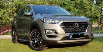 Predám HYUNDAI TUCSON 1.6 Tgdi, benzín 130kw, 4x4 + ťažné - 4