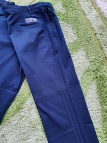 Kvalitné pánske original Adidas nohavice - 4