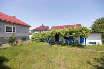 4i dom Michala Havla s garážou, studňou a letnou záhradkou - 4