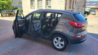 KIA Sportage 1.7 CRDi VGT 2WD EX - 4