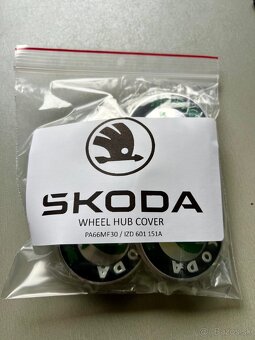 Krytky na disky elektrony Škoda + ventilkové krytky - 4
