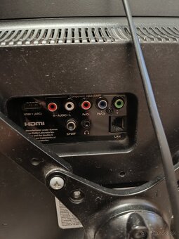 Televízor Thomson 80 CM 32' - 4