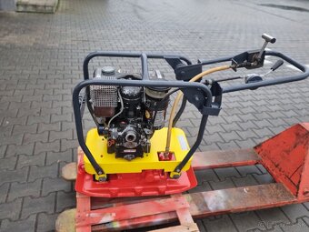 Dieselova reverzná vibračná doska WEBER TC30 - 4