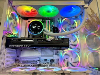 Ryzen 7 9800x3D, RTX 5080 16GB, 32GB RAM, 2TB SSD, 1200W - 4