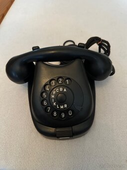 Starozitne telefony Tesla T58 - 4