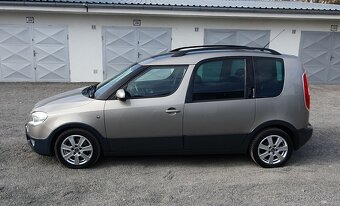 SKODA ROOMSTER SCOUT 1.9TDI 77KW PANORAMA - 4