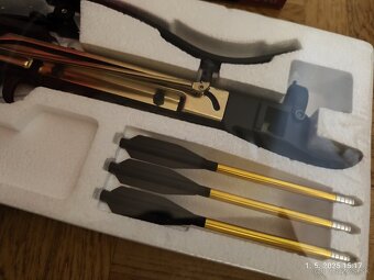 Pištolová kuša United Cutlery - 4