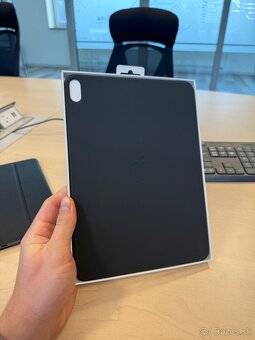 Apple Smart Folio pre iPad Air (4th/5th generation) - Black - 4