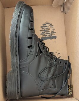 Dr. Martens Black Venice EU47 nenosené - 4