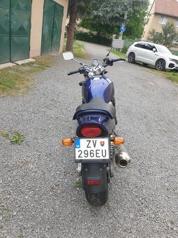 Suzuki GSX 750 - 4